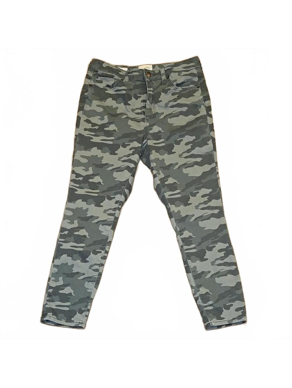 Universal Thread Camouflage Skinny Jeans Size 10 Waist 30